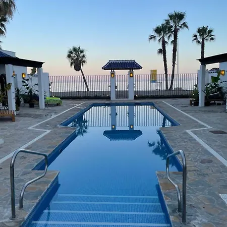 Magnifico Apartamento A Pie De Playa Marbella Exterior photo